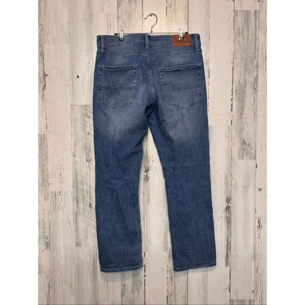 Lucky Brand Men’s 32x30 Straight Fit Medium Wash Stretch Denim Jeans